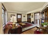 336 Hill St - Photo 10