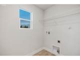 381 Maple St - Photo 21
