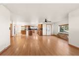802 State St - Photo 5