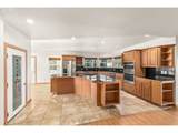 802 State St - Photo 6