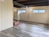 324 Spruce Dr - Photo 13