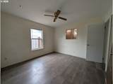 324 Spruce Dr - Photo 21
