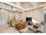 2640 Surrey Ln - Photo 10