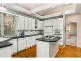 2640 Surrey Ln - Photo 15