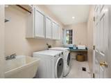 2640 Surrey Ln - Photo 25