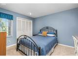 2640 Surrey Ln - Photo 28