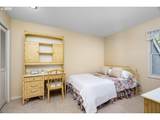 2640 Surrey Ln - Photo 29