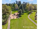 2640 Surrey Ln - Photo 43