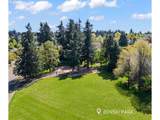 2640 Surrey Ln - Photo 44
