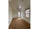 2865 Cottage Ln - Photo 10