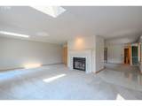 1530 Marine Dr - Photo 16