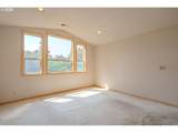 1530 Marine Dr - Photo 35