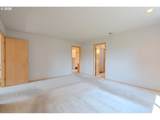 1530 Marine Dr - Photo 38