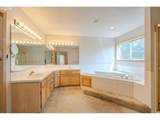 1530 Marine Dr - Photo 39