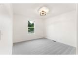 52 Veys Dr - Photo 32