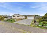 835 12TH St - Photo 2