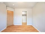 9132 Clinton St - Photo 32