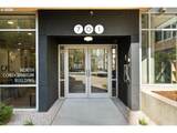 701 Columbia St - Photo 15