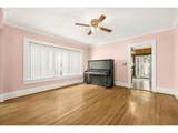 1911 42ND Ave - Photo 8