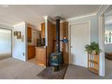566 Woodland Rd - Photo 11