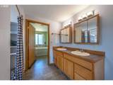 566 Woodland Rd - Photo 7
