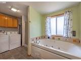 566 Woodland Rd - Photo 8