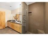 821 11TH Ave - Photo 23