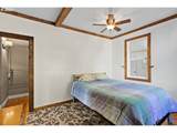 407 Fourth St - Photo 18