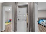 717 20TH St - Photo 11