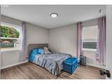 717 20TH St - Photo 16