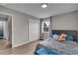 717 20TH St - Photo 17