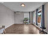 717 20TH St - Photo 9
