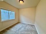 1251 Moore St - Photo 37