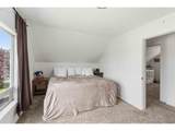 704 Columbia St - Photo 14