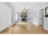 1033 Ainsworth St - Photo 11