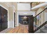 1048 Eloise Ln - Photo 4