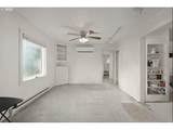 2735 Summer St - Photo 4