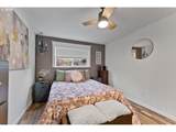 2046 Freemont Ave - Photo 18