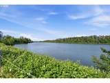 5250 Landing Dr - Photo 22