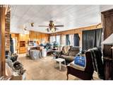 136 Ash St - Photo 10