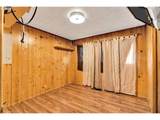 136 Ash St - Photo 16