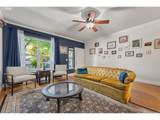 1027 Hancock St - Photo 11
