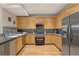 1027 Hancock St - Photo 13
