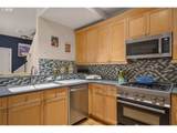 1027 Hancock St - Photo 14
