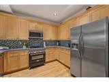 1027 Hancock St - Photo 15