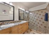 1027 Hancock St - Photo 29