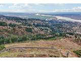 685 Anderson Dr - Photo 1
