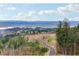 685 Anderson Dr - Photo 19