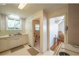 227 Border St - Photo 17