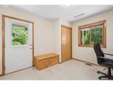 22016 Airport Rd - Photo 18